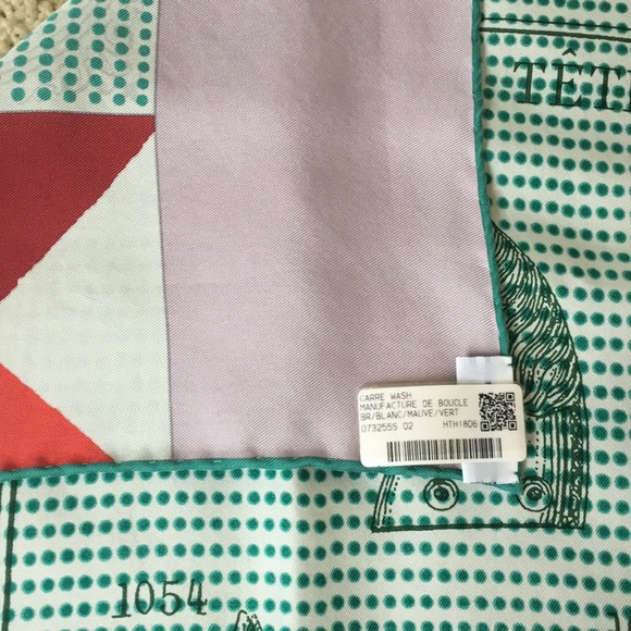 NWT AUTH Hermès 100% Washed Silk Scarf, 90 cm - Picture 5 of 8